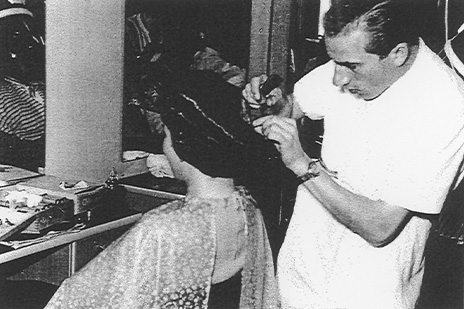 Die Anfänge von Müller