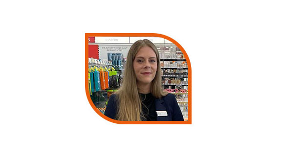 Erfahrungsbericht Jeannine Stelzer zum Karriereprogramm