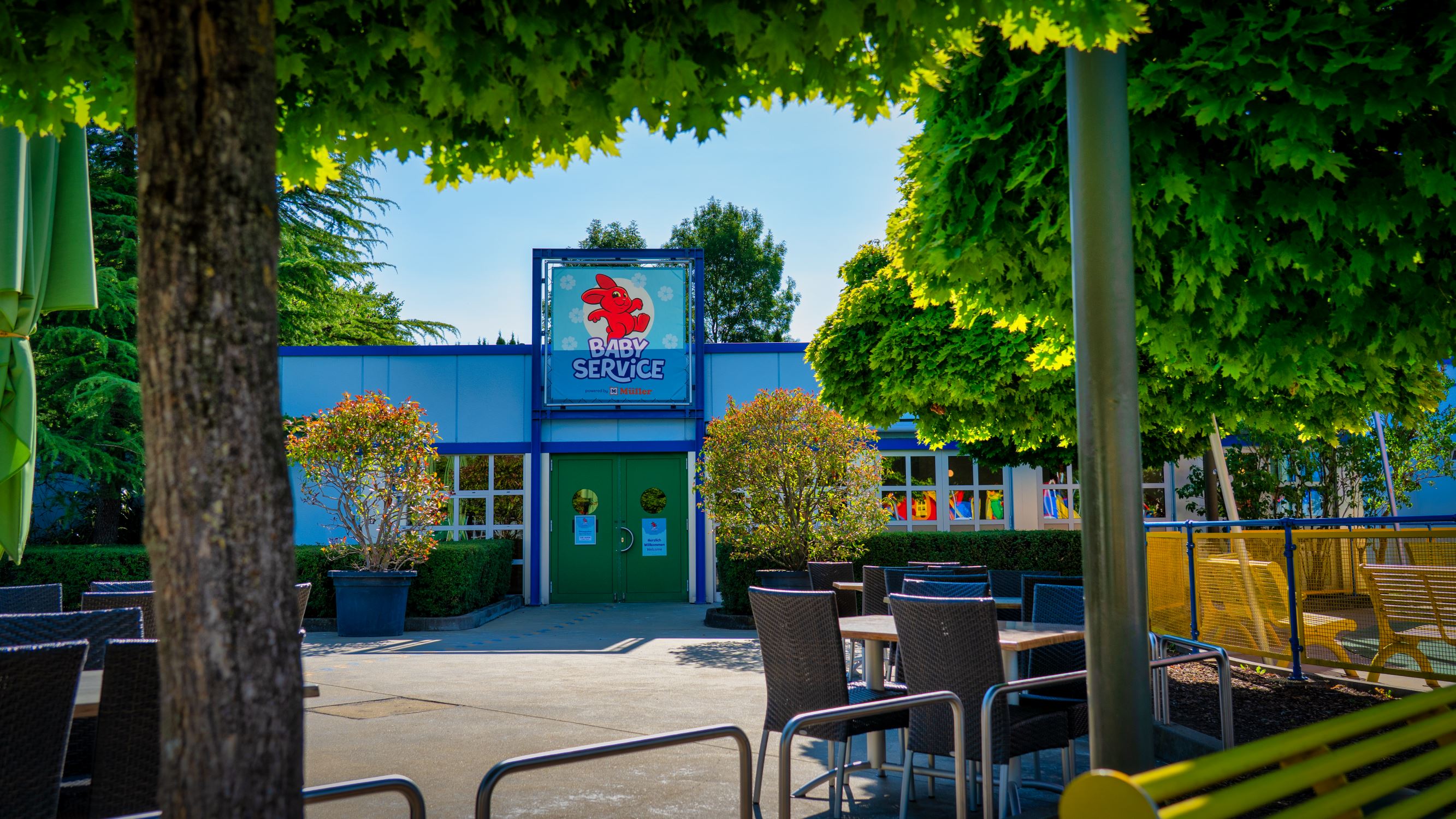 Baby Service Aussenansicht.jpg