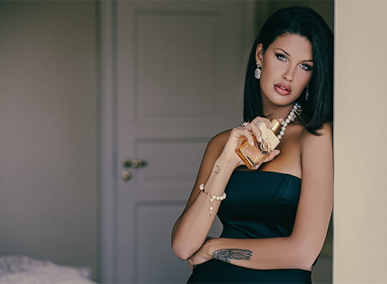 Guess-Iconic-03
