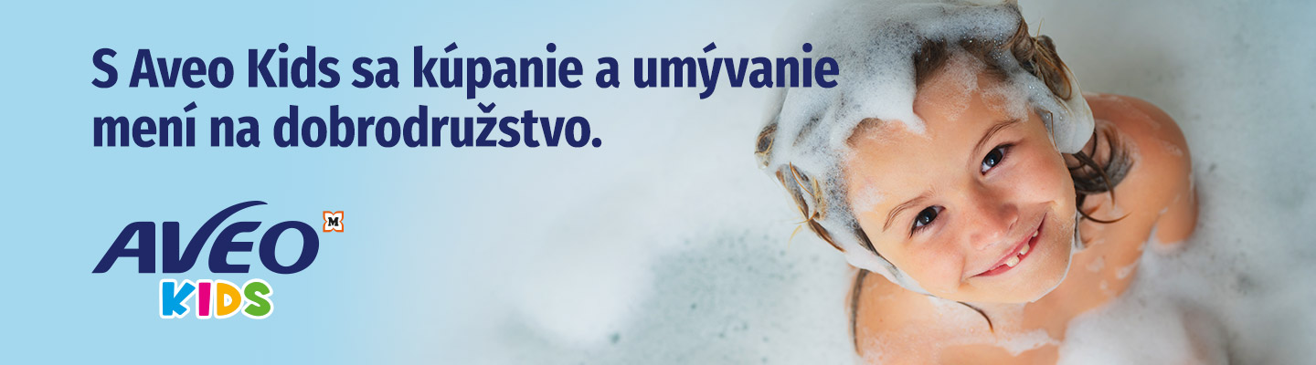 Dieťa kúpajúce sa vo vani. Titulok: S Aveo Kids sa kúpanie a umývanie mení  na dobrodružstvo